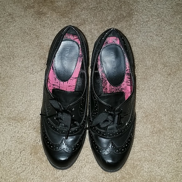 Maurice's booties - Picture 1 of 3